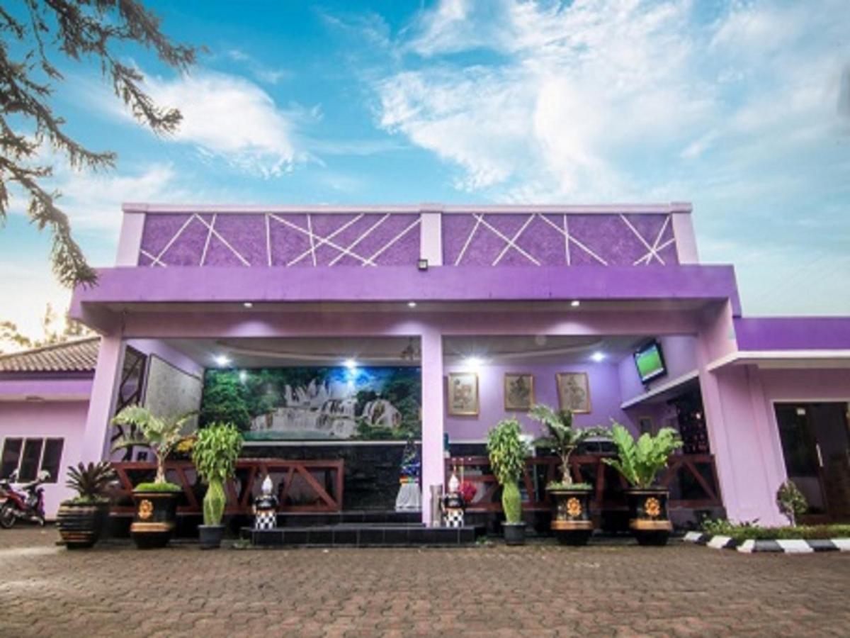 Hotel Signature Mandala Kencana سيانجور المظهر الخارجي الصورة